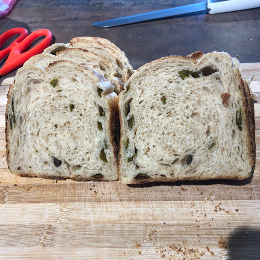 Sourdough Green Hot Chili with Cheddar ~600g