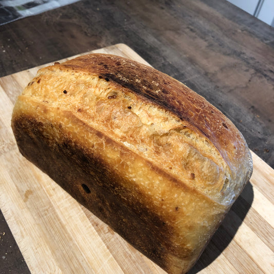 Sourdough Garlic and Cheddar ～600g